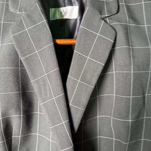 Le Suit Gray and White Window Pane with Women’s Suit 14 Petite - Picture 9 of 14